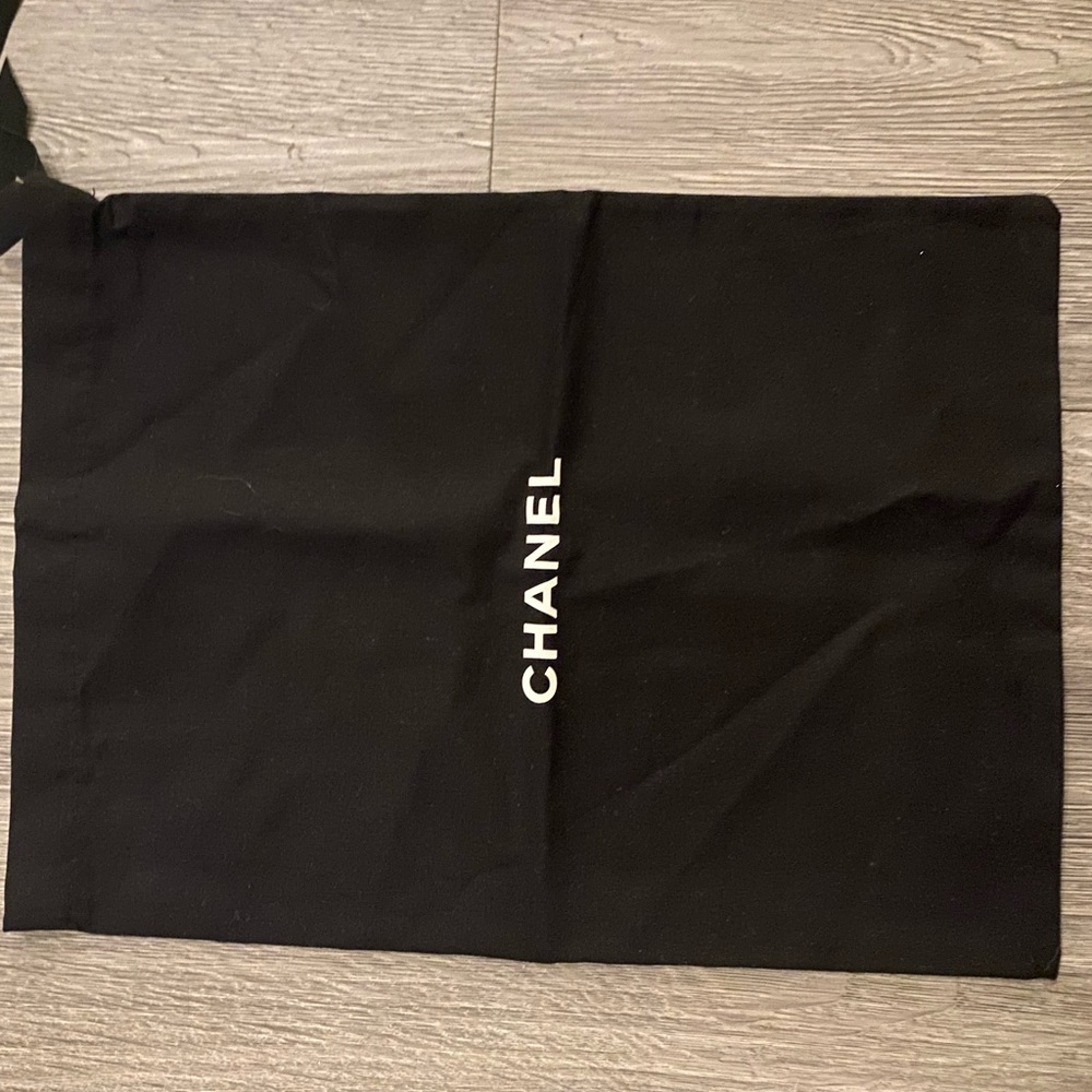 LN Chanel Dust Bag